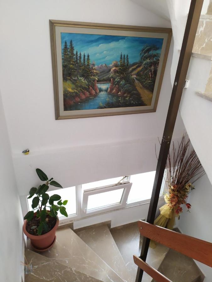 Private Rooms With A Beautiful Veranda Kandiye Dış mekan fotoğraf